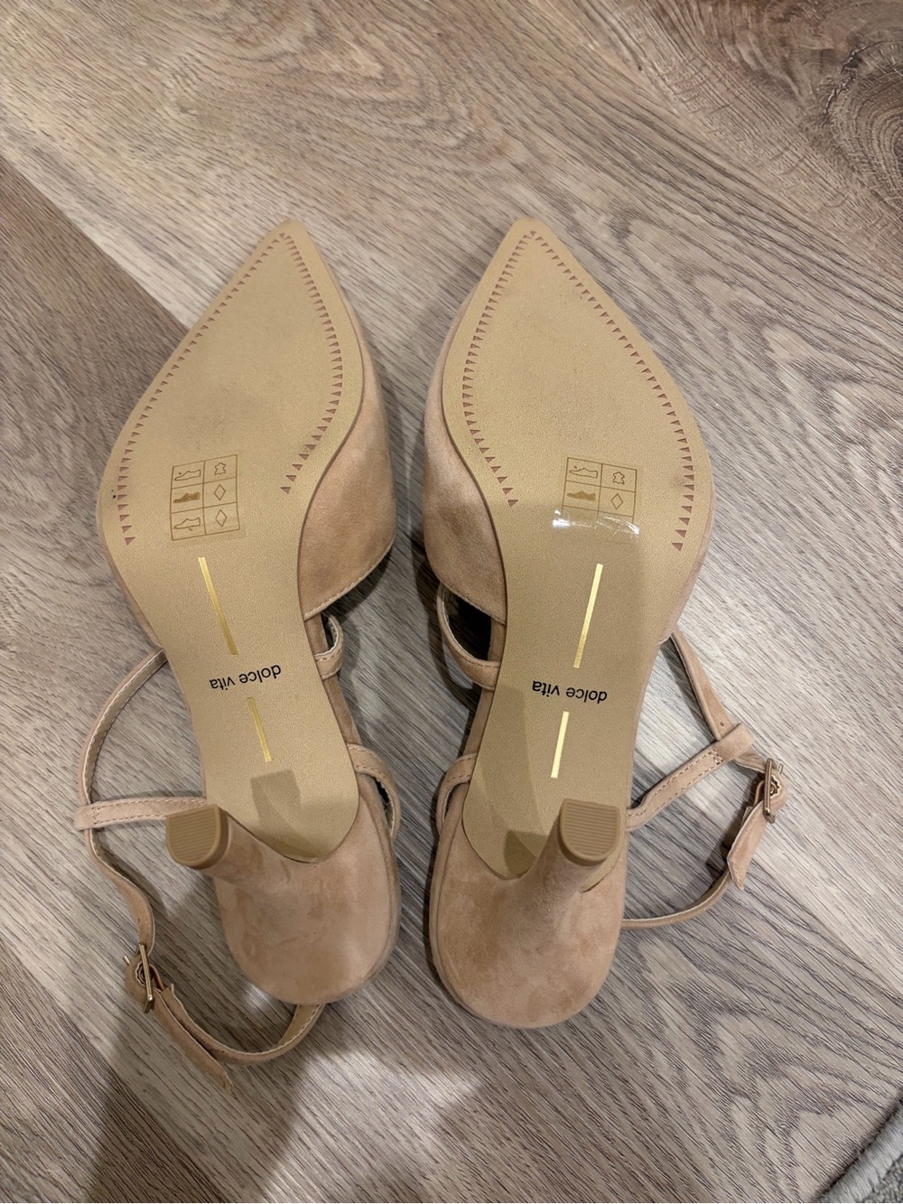 NWOT Dolce Vita Kamra Heels Camel Suede - Picture 16 of 16